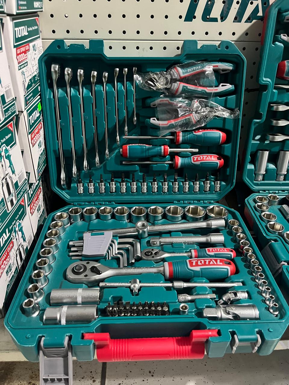 KIT HERRAMIENTA 100PZ TOTALTHKTHP21006